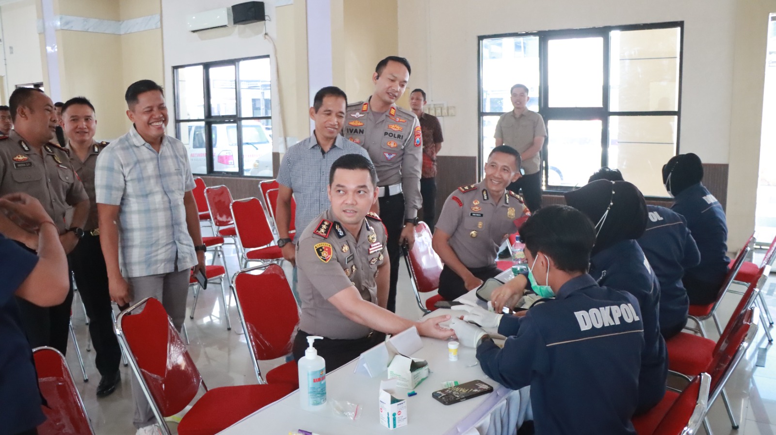 Antusias Warga Tinggi, Bakti Kesehatan Polres Nganjuk Layani 500 Peserta