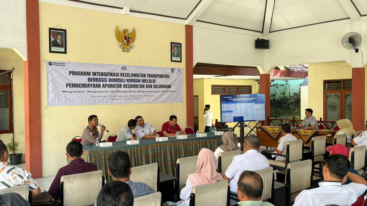 Satlantas Nganjuk Tingkatkan Kesadaran Masyarakat Lewat Sosialisasi Etika Berlalu Lintas