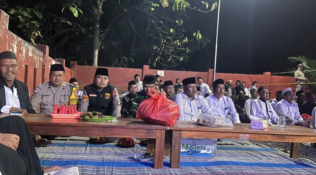 Kapolsek Jatikalen Hadiri Haul Jam'uljawami,  dan Harlah Ke 1 Majelis Nurul Iman, Perkuat Sinergi Polri dengan Ulama dan Masyarakat