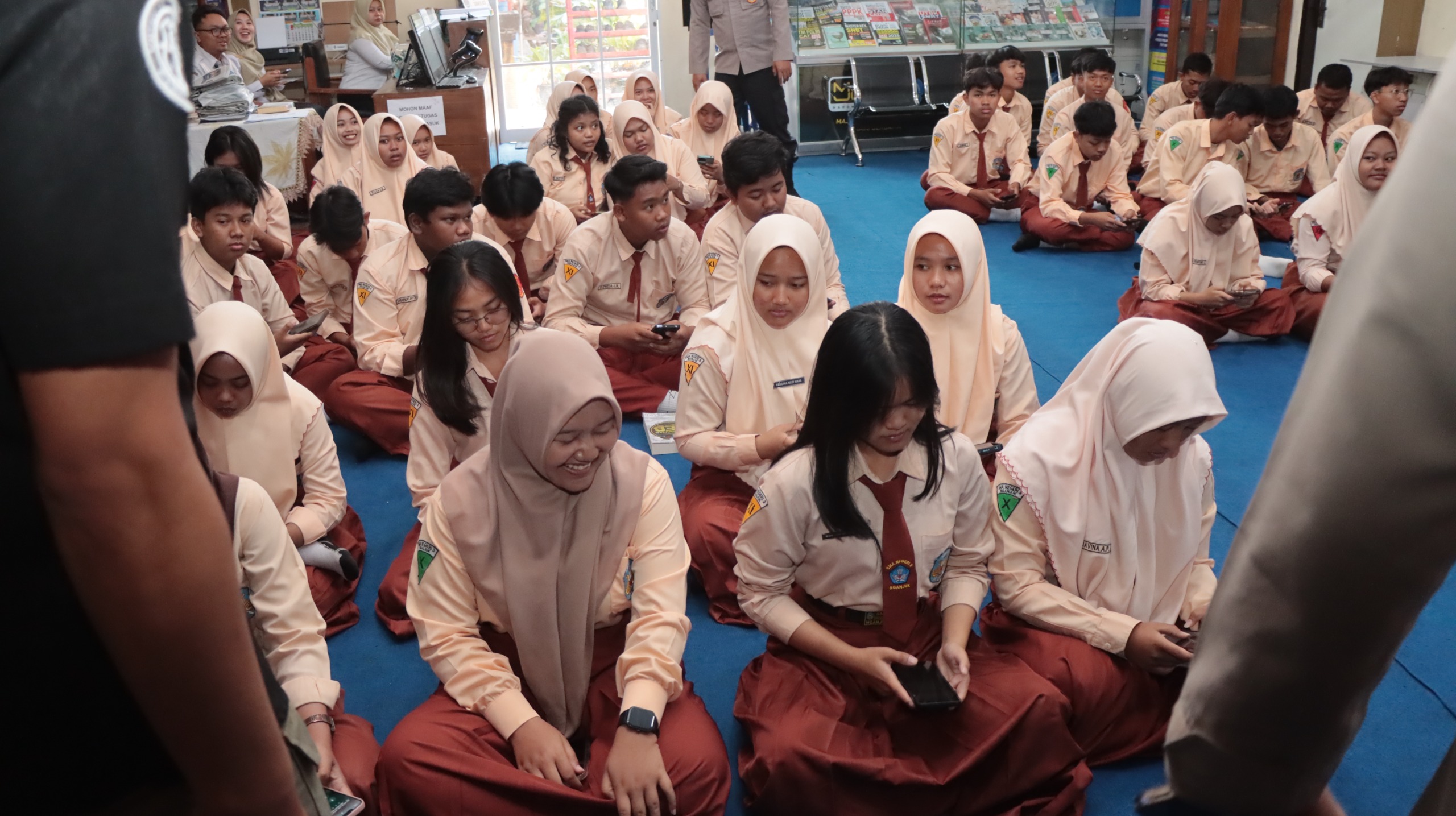 Polres Nganjuk Dorong Pelajar Bijak Manfaatkan AI melalui Sosialisasi ToT