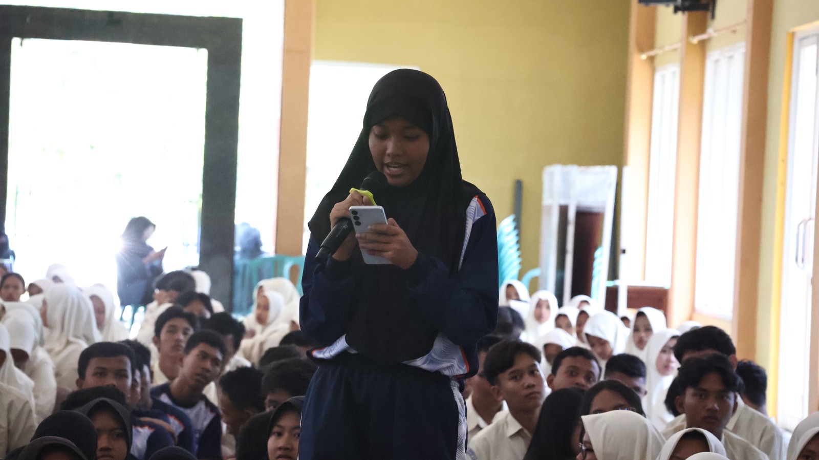 “Pernah Kena Hoaks AI? Yuk, Jadi Pelajar yang Makin Cerdas di Era Digital!”