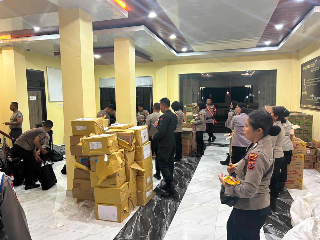 Polri Siapkan 3.500 Paket Sembako, Besok Dikirim ke Nagekeo dan Ngada