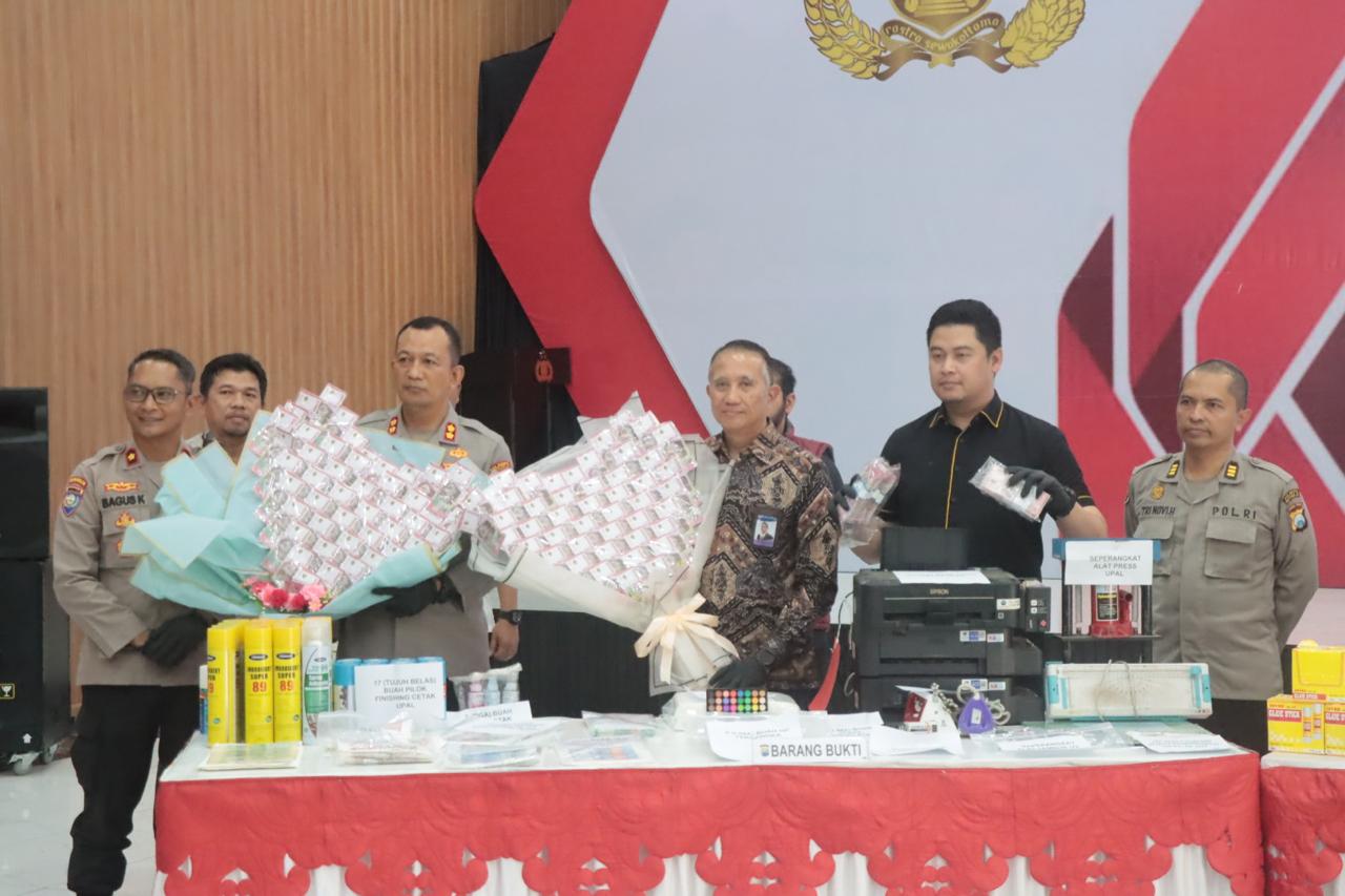 Polresta Sidoarjo Ungkap Jaringan Upal Lintas Provinsi Amankan 3 Tersangka